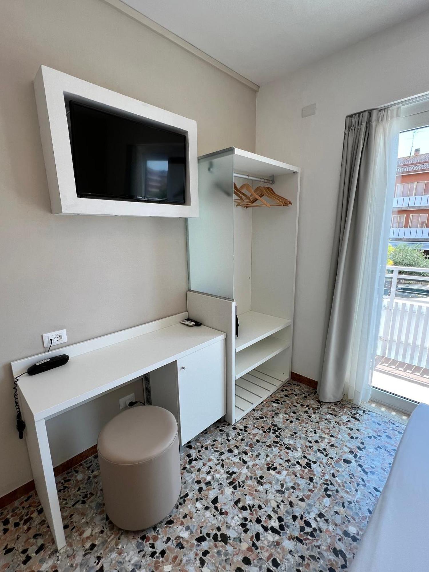 Hotel Atenea Golden Star Καόρλε Εξωτερικό φωτογραφία