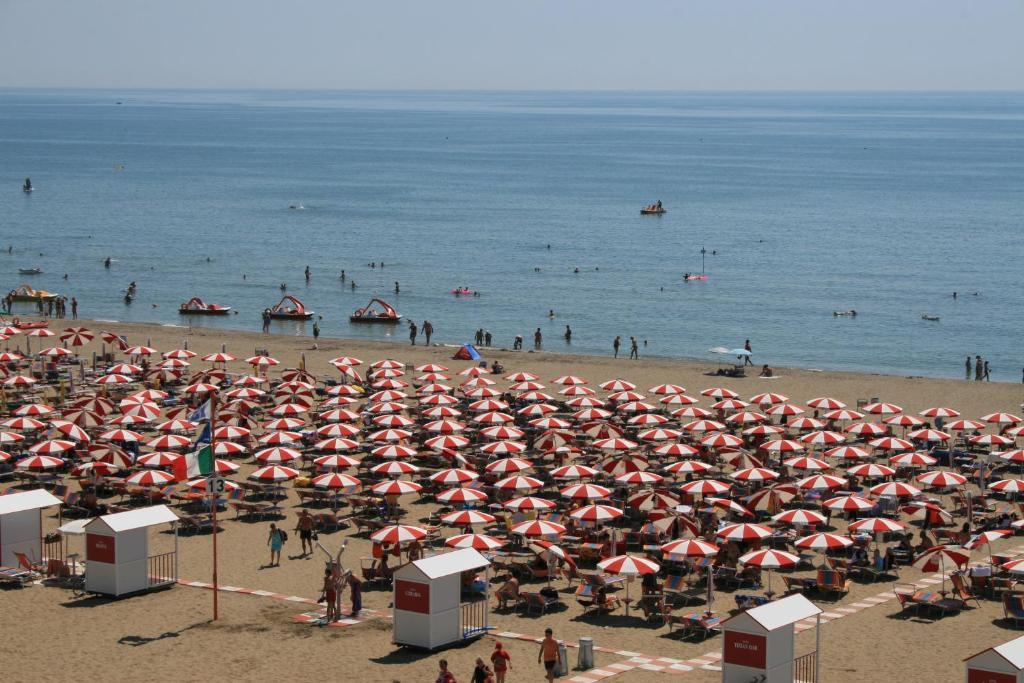 Hotel Atenea Golden Star Καόρλε Εξωτερικό φωτογραφία