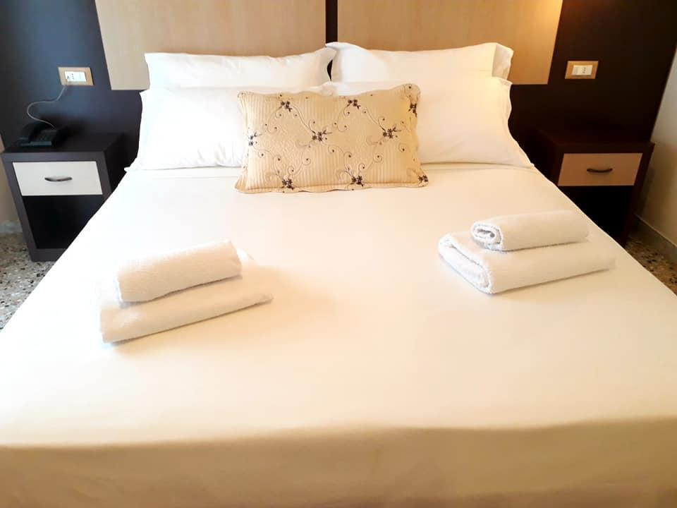 Hotel Atenea Golden Star Καόρλε Εξωτερικό φωτογραφία