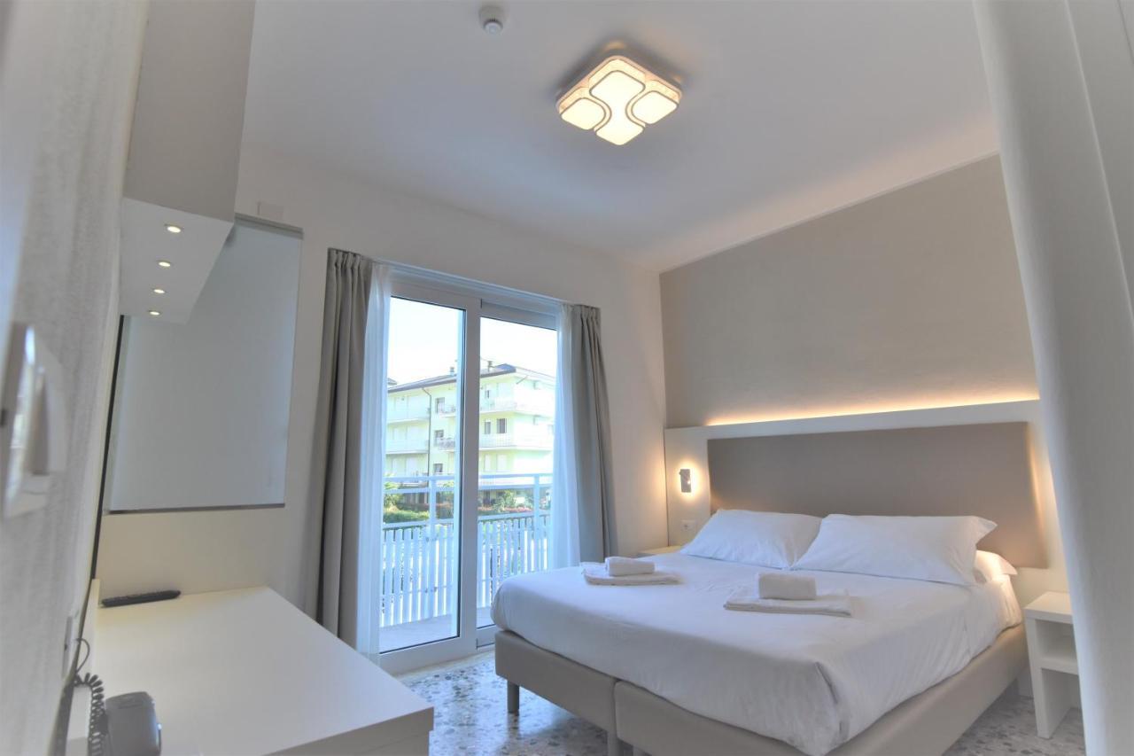 Hotel Atenea Golden Star Καόρλε Εξωτερικό φωτογραφία